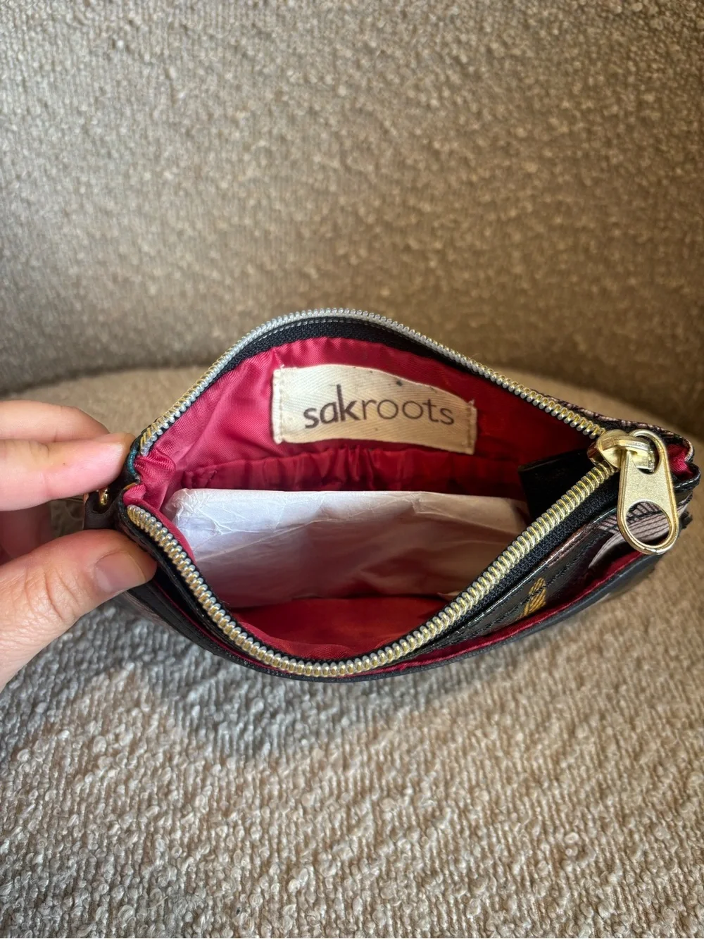 Sakroots Floral Printed Black Coin Purse with Gold Hardware. NWT!